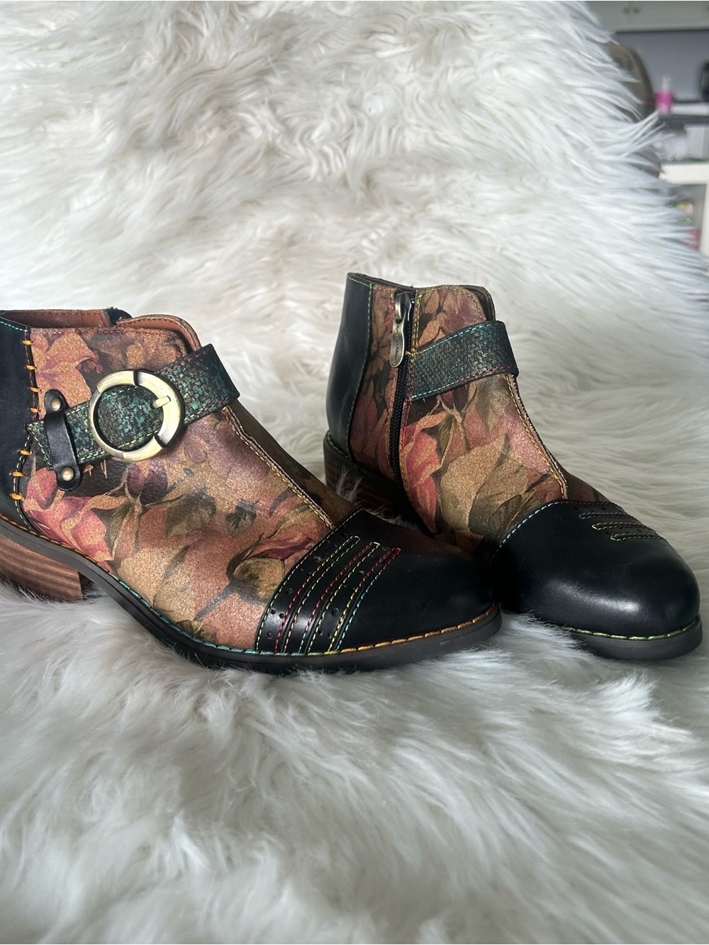 L'Artiste Georgiana Rose Painted Leather Booties Black Multi Floral